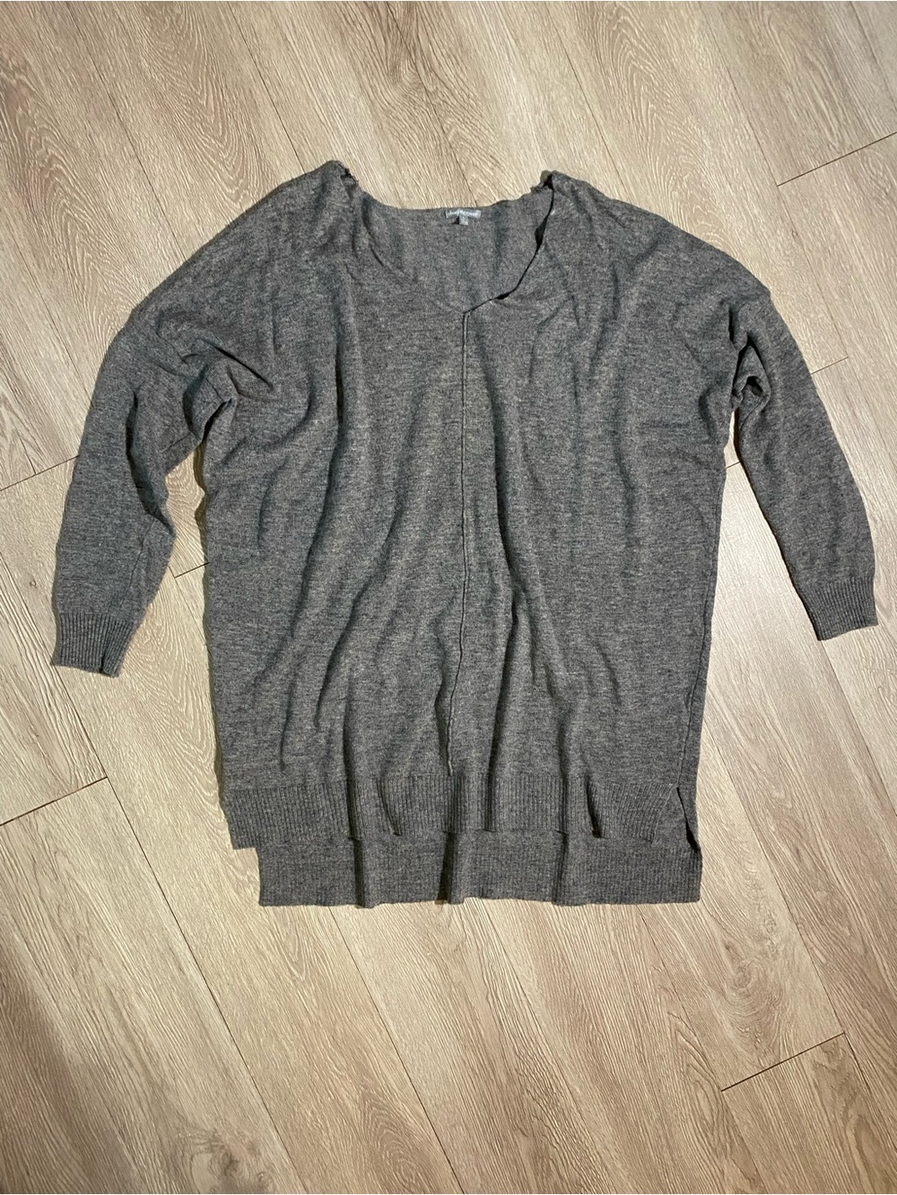 💜 Charlotte Russe Gray Tunic Sweater Size Large